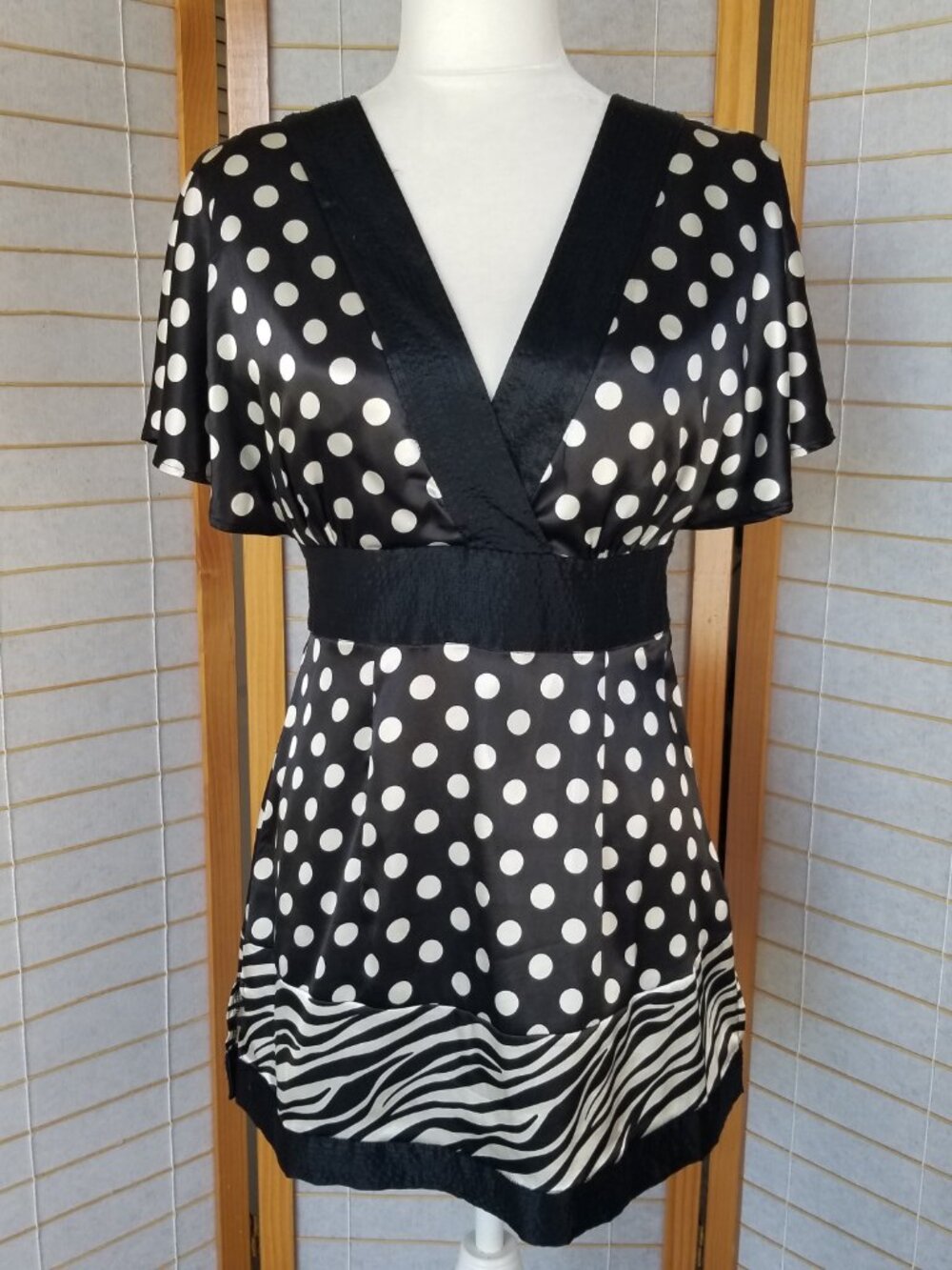 Vertigo Paris Polka-Dot Kimono Blouse Top Size Small Black and White Satin
